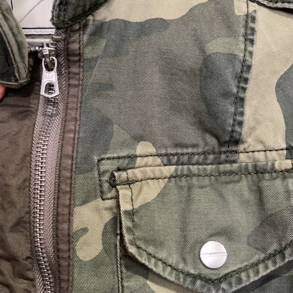 Spring / Fall Utility Jacket - image 8